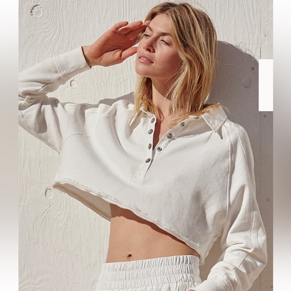 Free People Tops - Free People Playoff Cropped Pullover